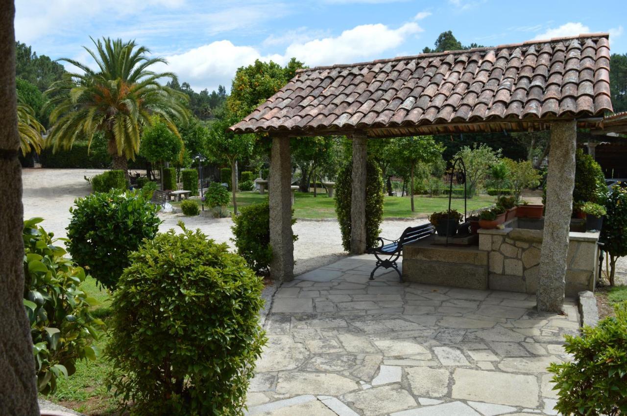 Gasthaus Casa Loureiro Caldas De Reis Zimmer foto